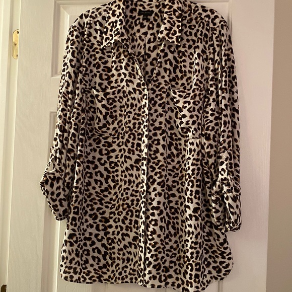 Talbots Tops - Talbots leopard top in great condition